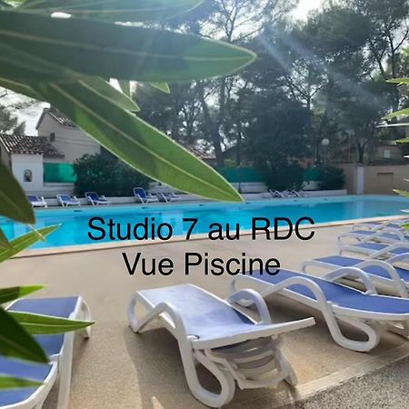 Les Appartements De La Marina Sanary-sur-Mer Bagian luar foto