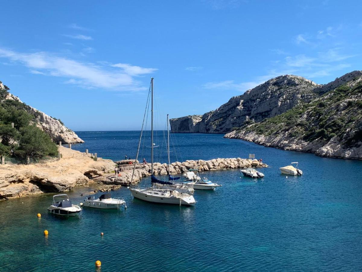 Les Appartements De La Marina Sanary-sur-Mer Bagian luar foto