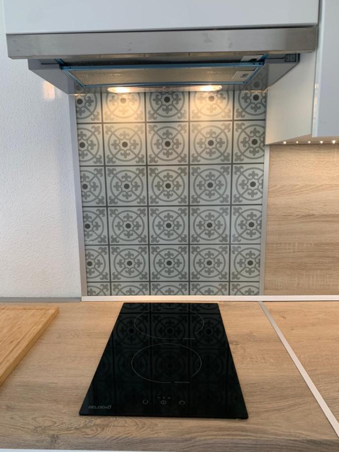 Les Appartements De La Marina Sanary-sur-Mer Bagian luar foto