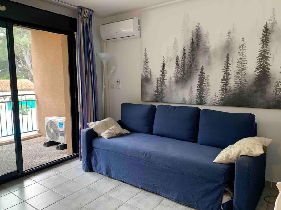 Les Appartements De La Marina Sanary-sur-Mer Bagian luar foto