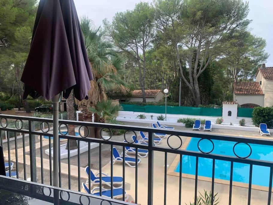 Les Appartements De La Marina Sanary-sur-Mer Bagian luar foto