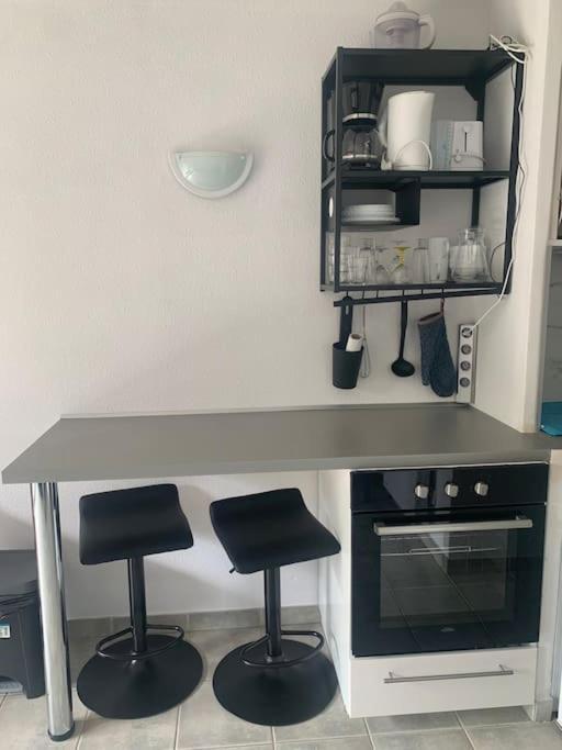 Les Appartements De La Marina Sanary-sur-Mer Bagian luar foto